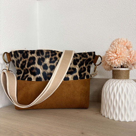 Sac bandoulière cuir vegan bi matière leopard artisanal