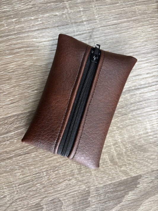 Monedero plano unisex hecho a mano: mini, práctico y moderno