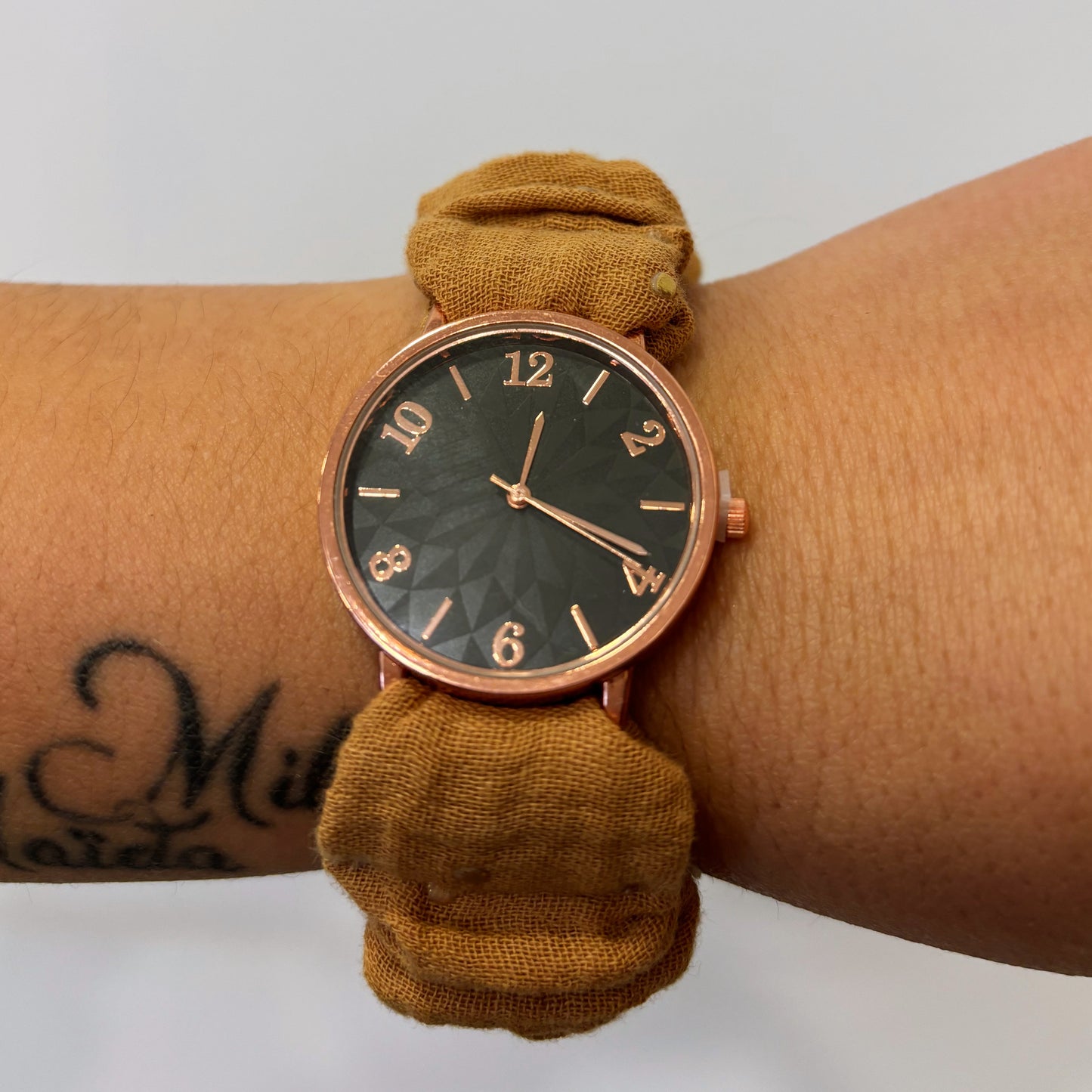 Montre bracelet élastique en tissu