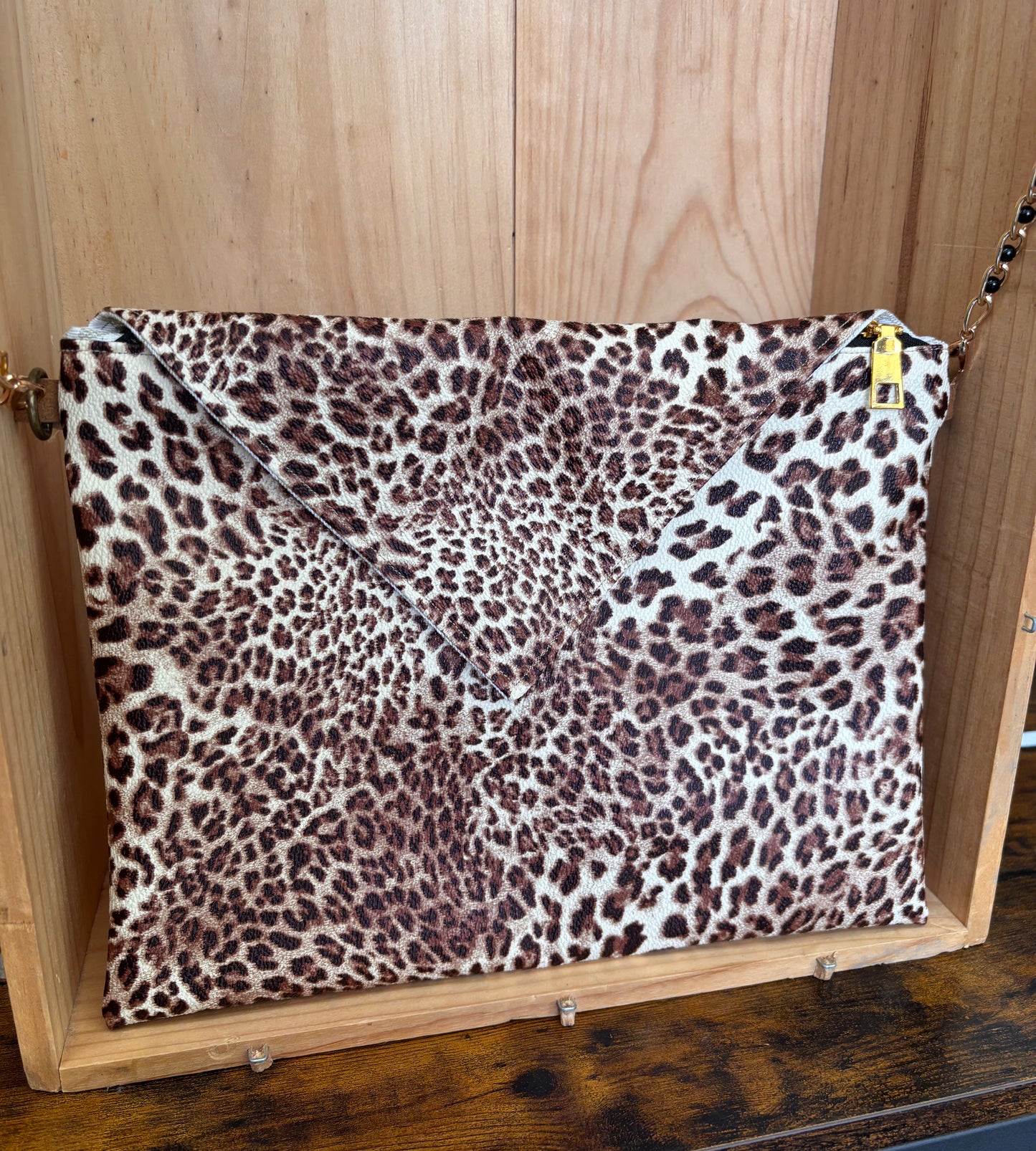 Pochette leopard grand format artisanale